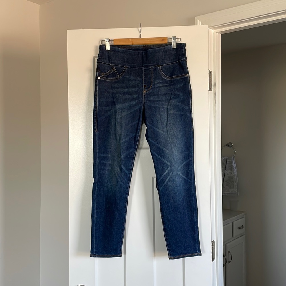 Rock & Republic - Fever - Size 6 Crop Jean